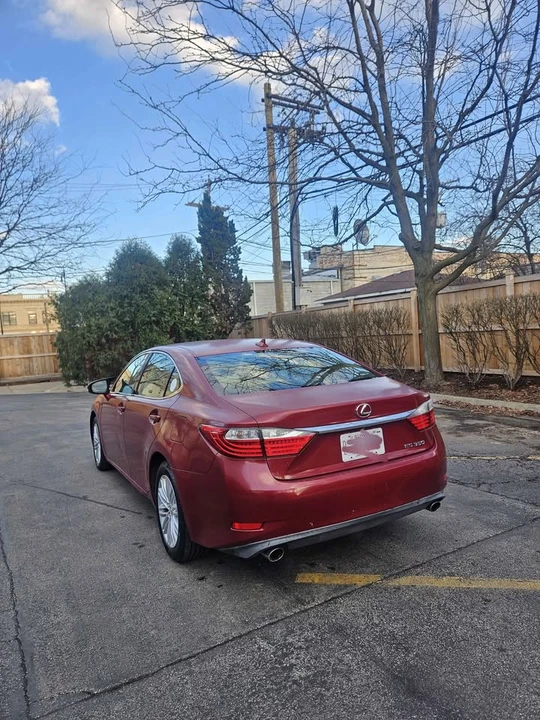 2013 Lexus ES 6th Gen - Image 6 of 20