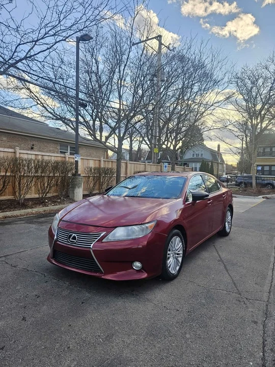 2013 Lexus ES 6th Gen - Image 4 of 20