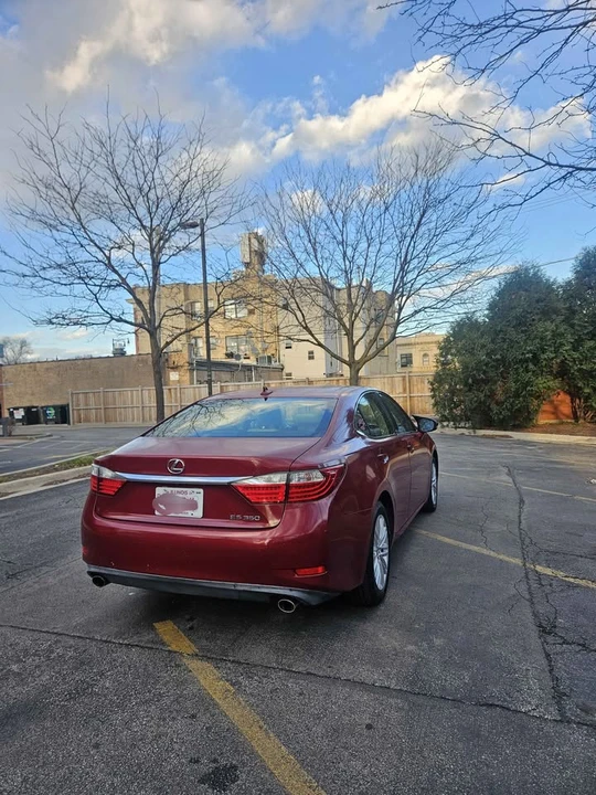 2013 Lexus ES 6th Gen - Image 8 of 20