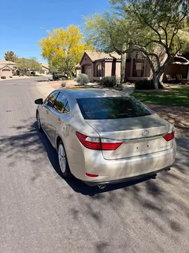 2013 Lexus ES 350 Luxury Sedan