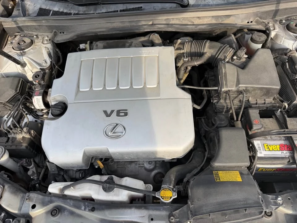 2013 Lexus ES 6th Gen - Image 19 of 20