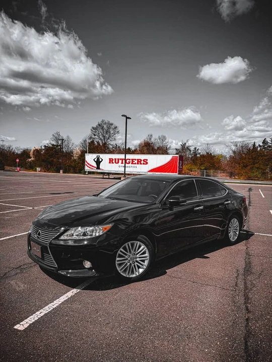 2013 Lexus ES 6th Gen - Image 20 of 20