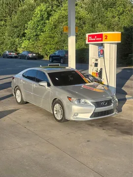 2013 Lexus ES 350 Luxury Sedan