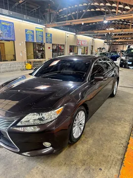 2013 Lexus ES 350 Luxury Sedan