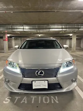 2013 Lexus ES 350 Luxury Sedan