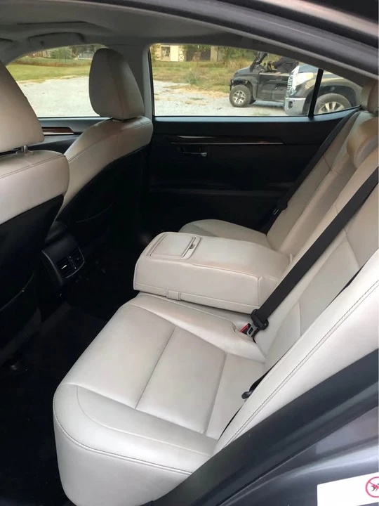 2013 Lexus ES 6th Gen - Image 7 of 7