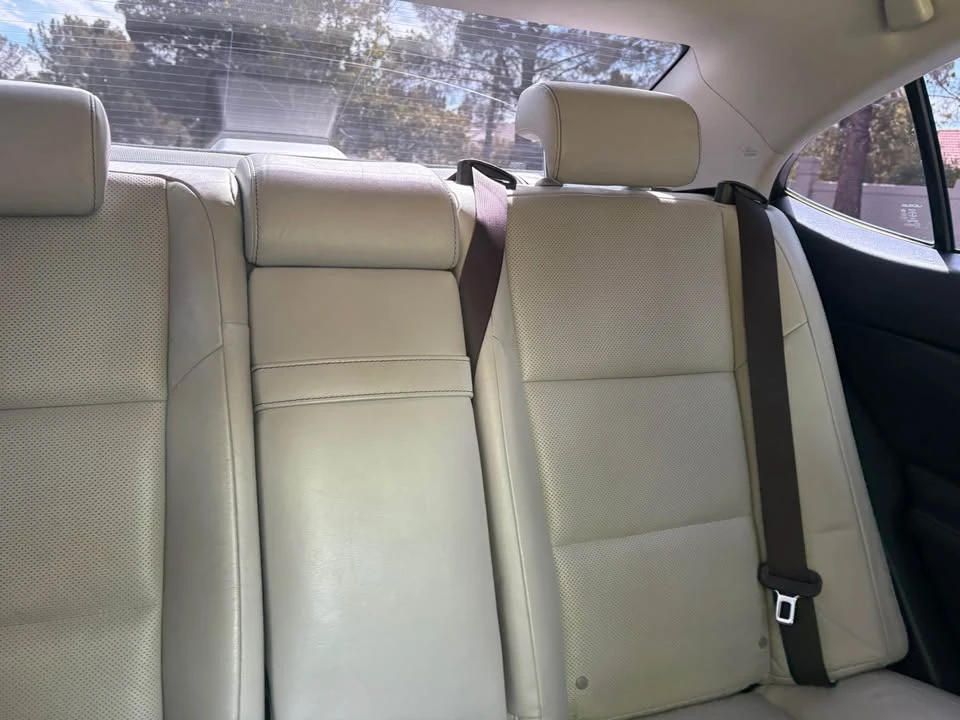 2013 Lexus ES 6th Gen - Image 12 of 12