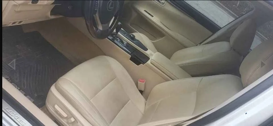 2013 Lexus ES 6th Gen - Image 9 of 18