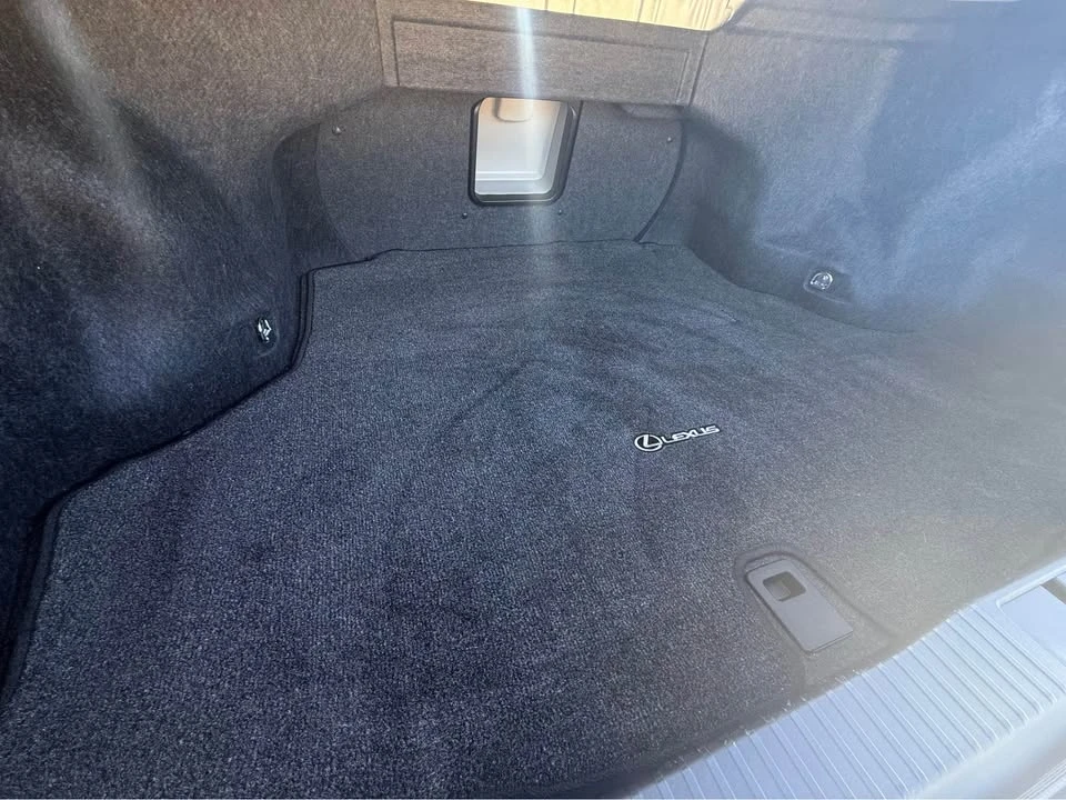2013 Lexus ES 6th Gen - Image 9 of 9