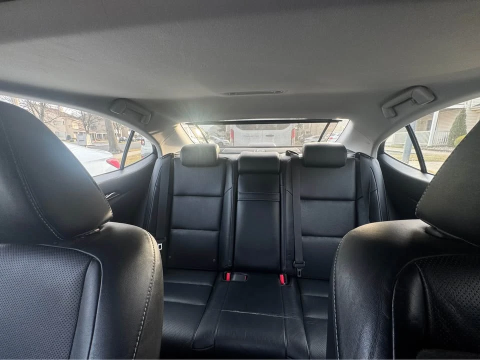 2013 Lexus ES 6th Gen - Image 6 of 11