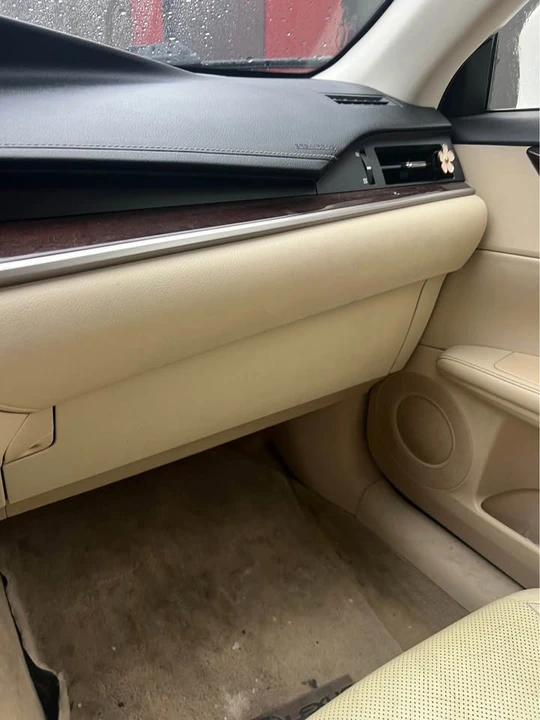 2013 Lexus ES 6th Gen - Image 18 of 20