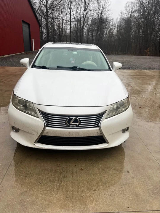 2013 Lexus ES 6th Gen - Image 6 of 20