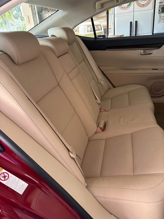 2013 Lexus ES 6th Gen - Image 18 of 18