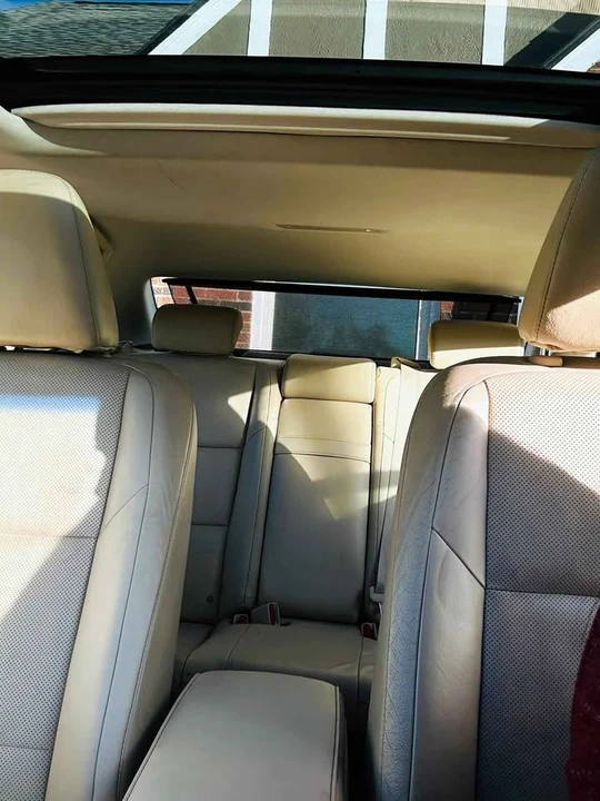 2013 Lexus ES 6th Gen - Image 14 of 16