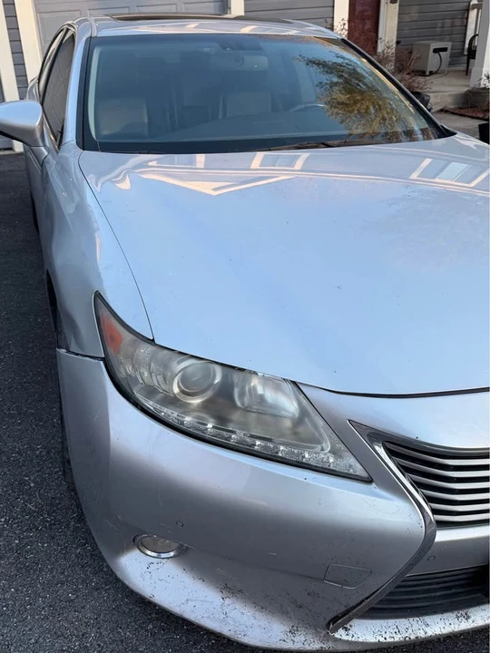2013 Lexus ES 6th Gen - Image 4 of 6
