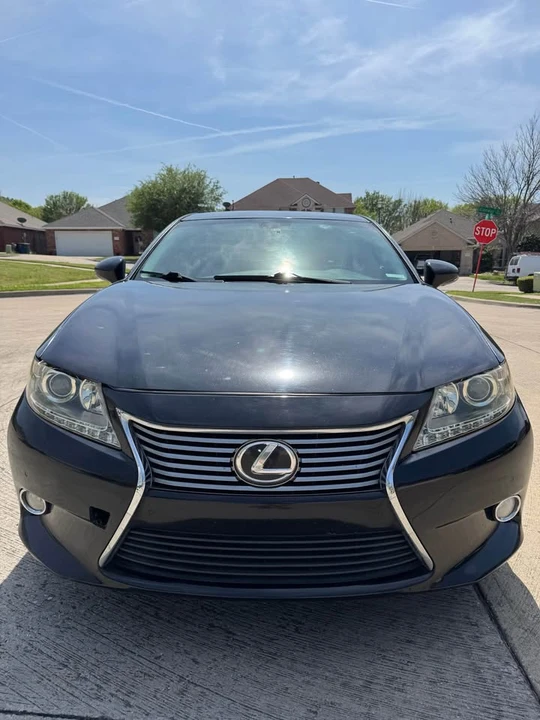 2013 Lexus ES 6th Gen - Image 19 of 19