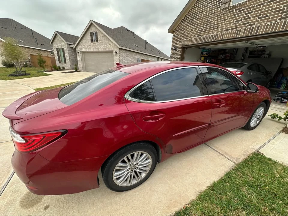 2013 Lexus ES 6th Gen - Image 6 of 11