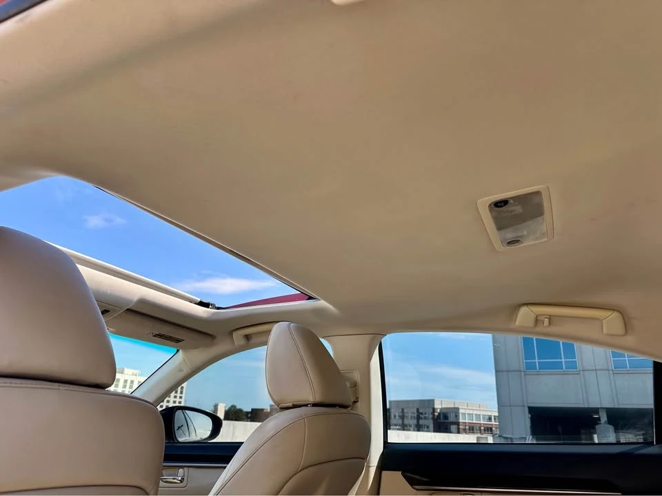 2013 Lexus ES 6th Gen - Image 12 of 14