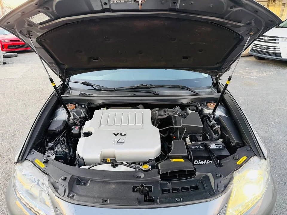 2013 Lexus ES 6th Gen - Image 4 of 16