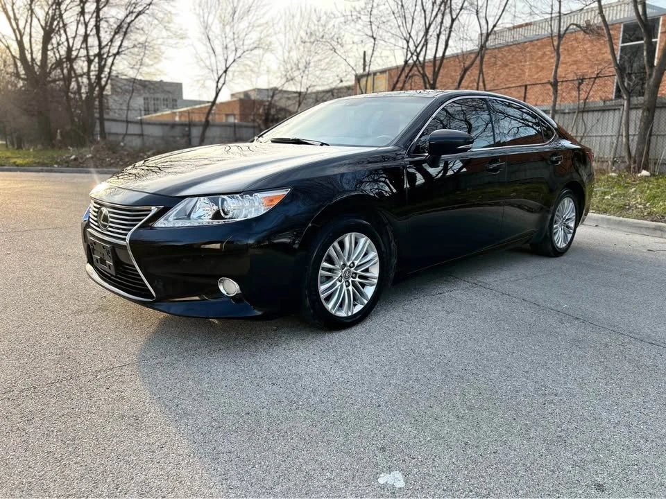 2013 Lexus ES 6th Gen - Image 4 of 20