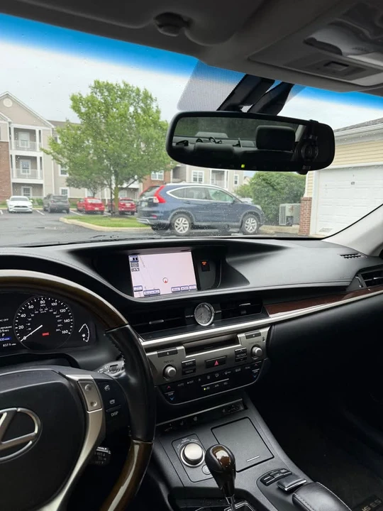 2013 Lexus ES 6th Gen - Image 7 of 8