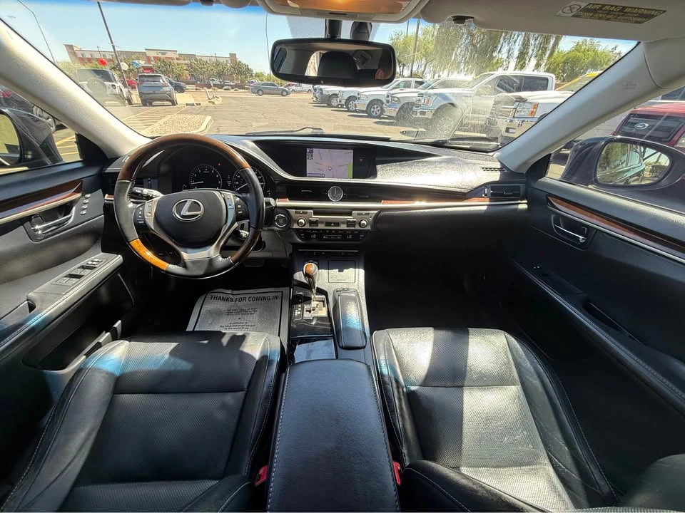 2013 Lexus ES 6th Gen - Image 16 of 16