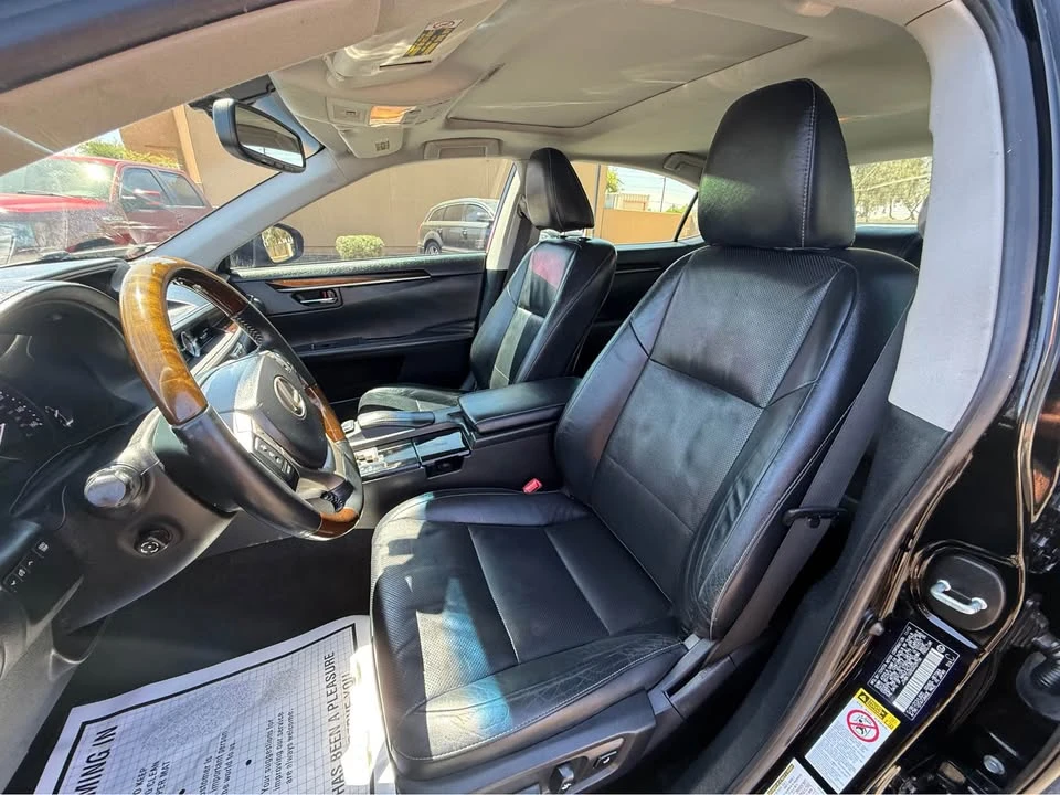 2013 Lexus ES 6th Gen - Image 14 of 16