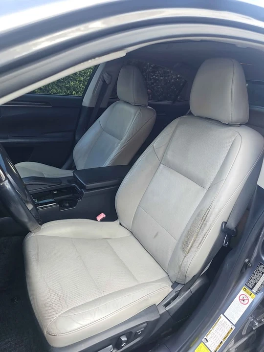 2013 Lexus ES 6th Gen - Image 8 of 10