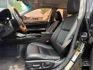 2013 Lexus ES 6th Gen - Image 11 of 18