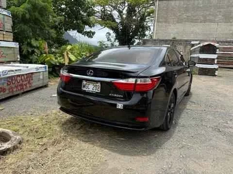 2013 Lexus ES 6th Gen - Image 5 of 18