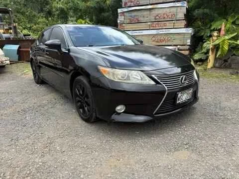 2013 Lexus ES 6th Gen - Image 3 of 18