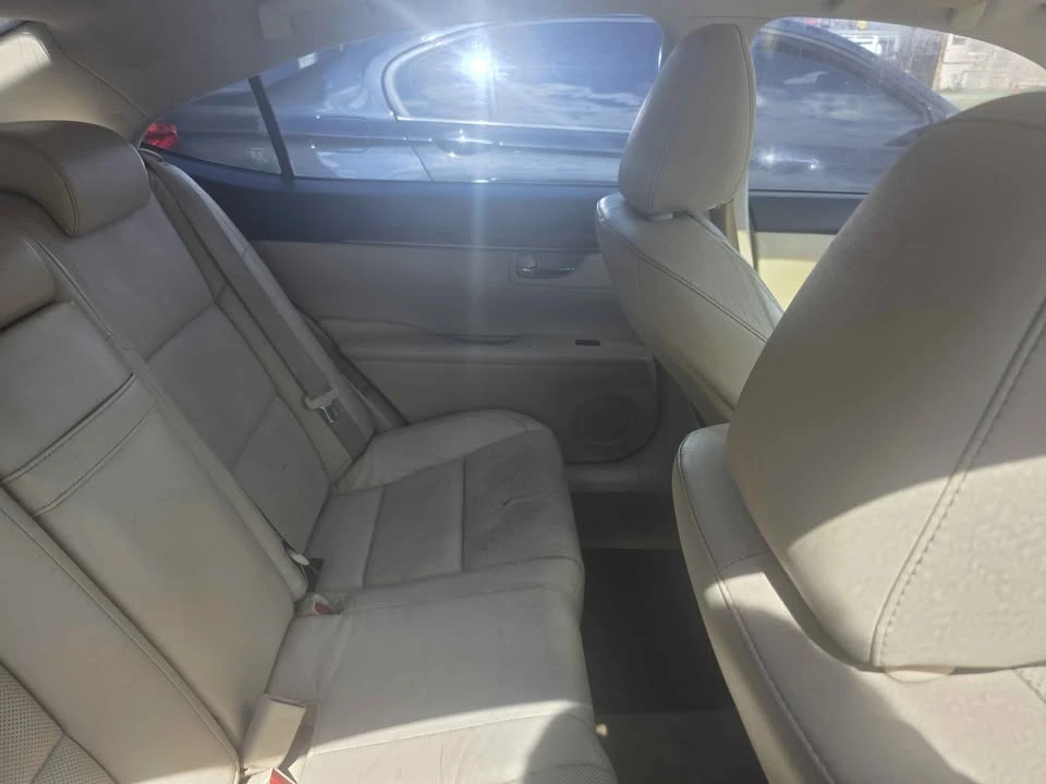 2013 Lexus ES 6th Gen - Image 6 of 6