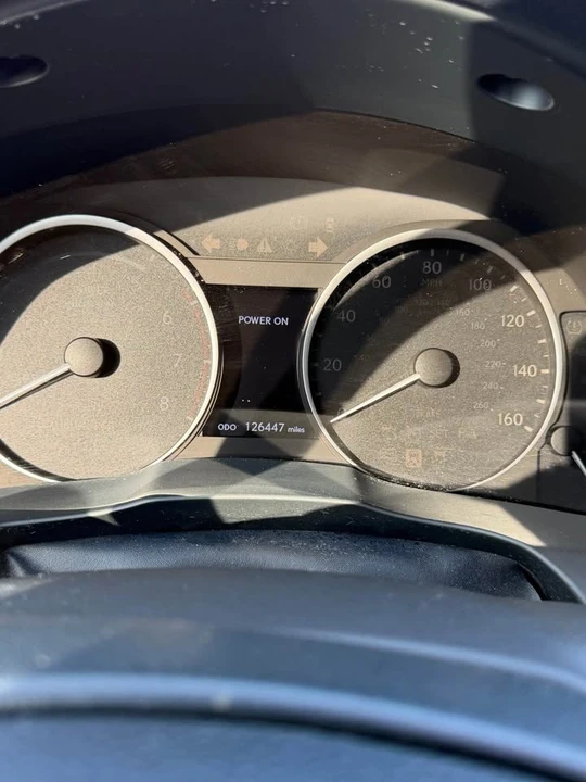 2013 Lexus ES 6th Gen - Image 11 of 20