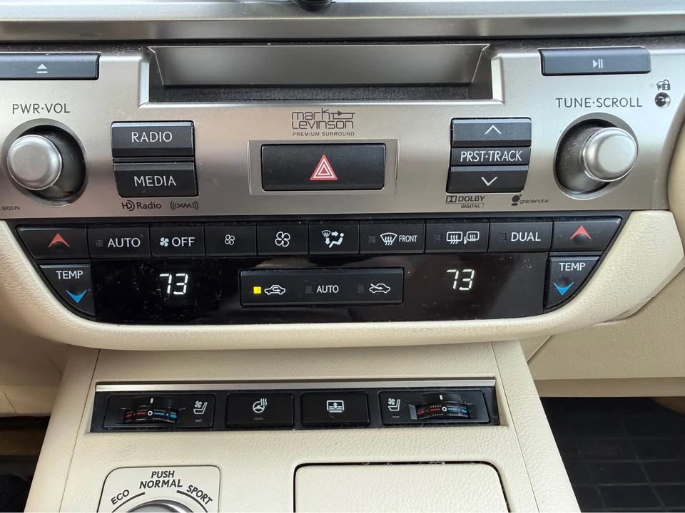 2013 Lexus ES 6th Gen - Image 12 of 20