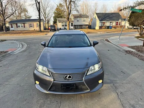 2013 Lexus ES 330 Sedan