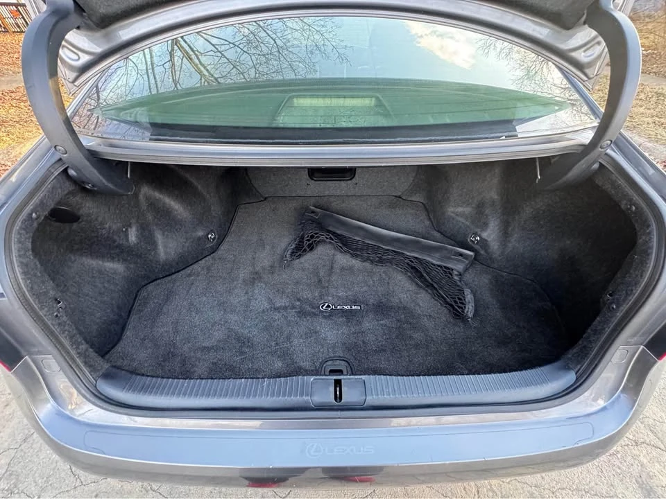 2013 Lexus ES 6th Gen - Image 12 of 20