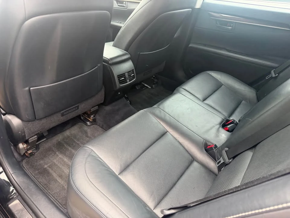 2013 Lexus ES 6th Gen - Image 7 of 10