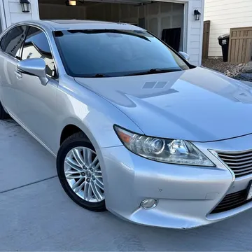 2013 Lexus ES 350 Luxury Sedan