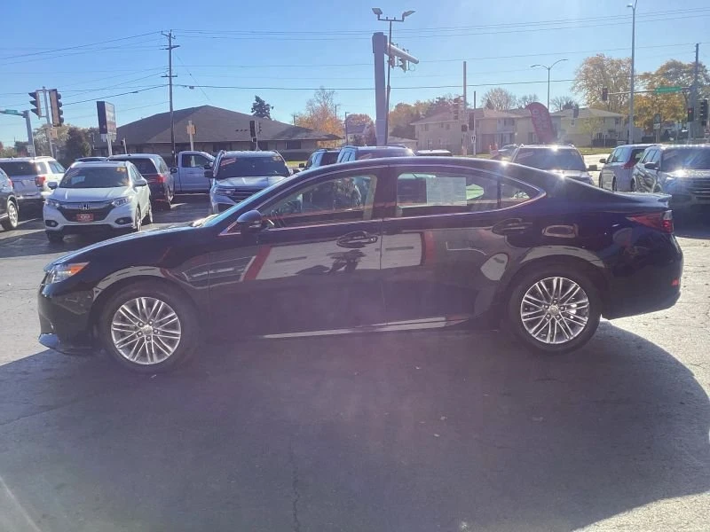 2013 Lexus ES 6th Gen - Image 7 of 20