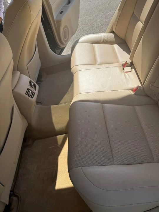 2013 Lexus ES 6th Gen - Image 16 of 20