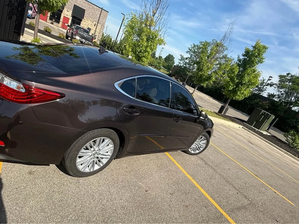 2013 Lexus ES 6th Gen - Image 6 of 20