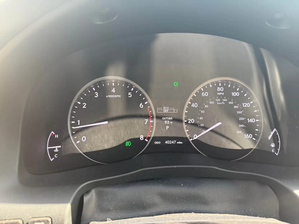 2013 Lexus ES 6th Gen - Image 11 of 20