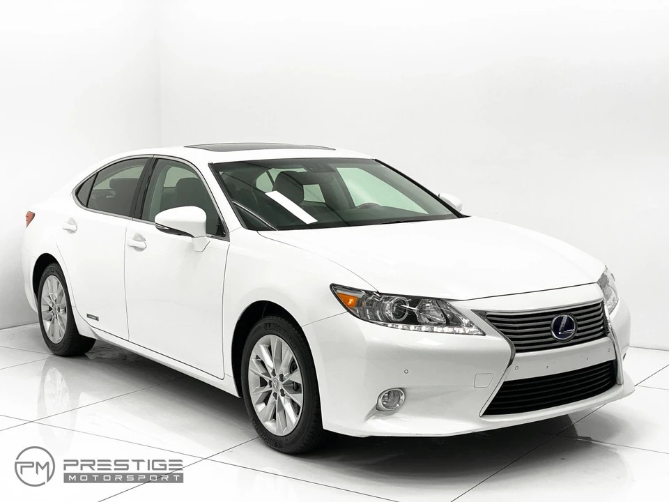 2013 Lexus ES 6th Gen - Image 7 of 21