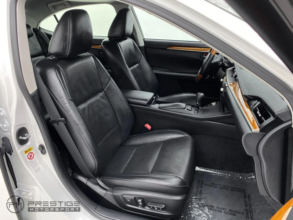 2013 Lexus ES 6th Gen - Image 16 of 21