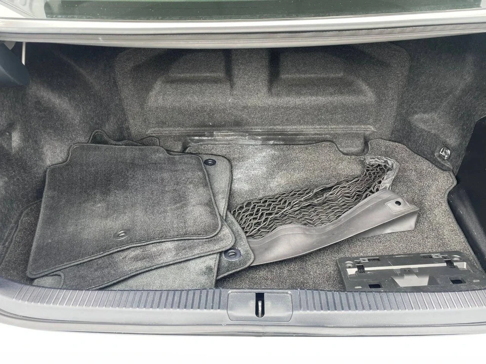 2013 Lexus ES 6th Gen - Image 14 of 17