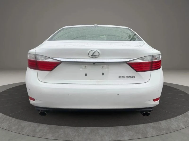 2013 Lexus ES 6th Gen - Image 6 of 12