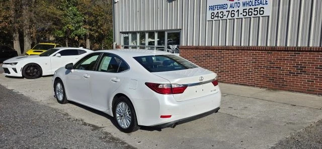 2013 Lexus ES 6th Gen - Image 5 of 21