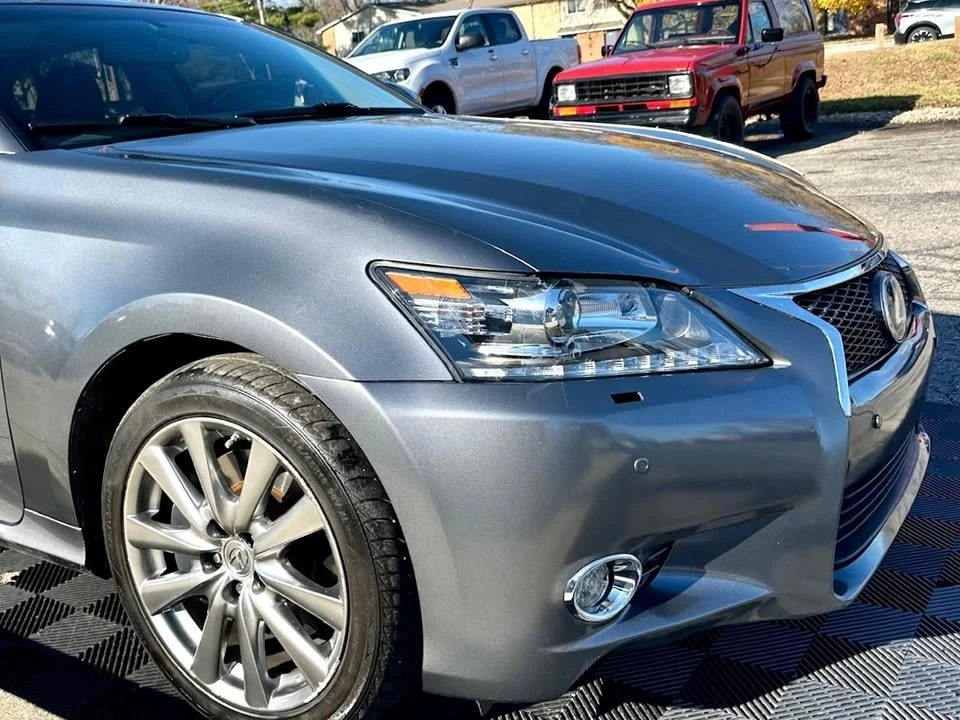 2013 Lexus GS 4th Gen - Image 11 of 20