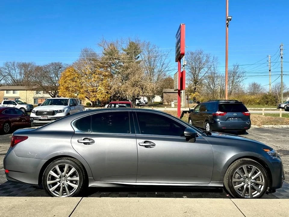 2013 Lexus GS 4th Gen - Image 15 of 20