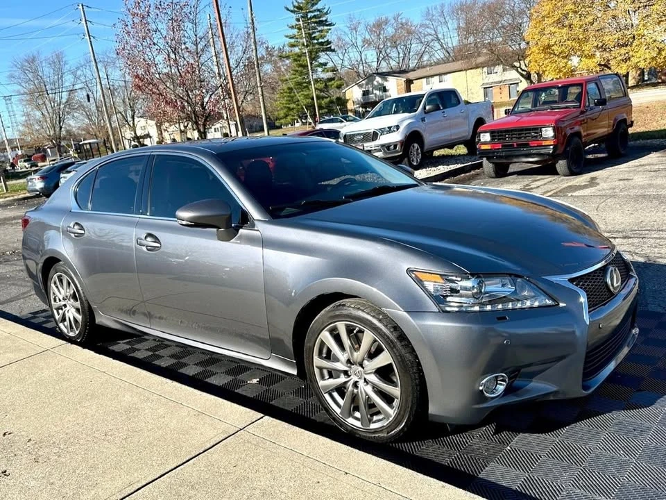 2013 Lexus GS 4th Gen - Image 2 of 20